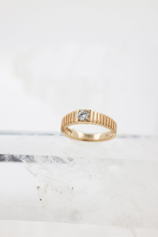 Gala Diamond Ring